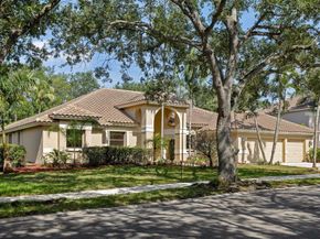 1280 Manor Ct, Weston FL 33326