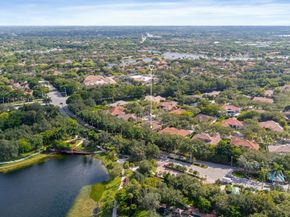 1280 Manor Ct, Weston FL 33326