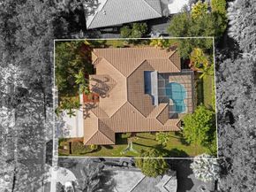 1280 Manor Ct, Weston FL 33326