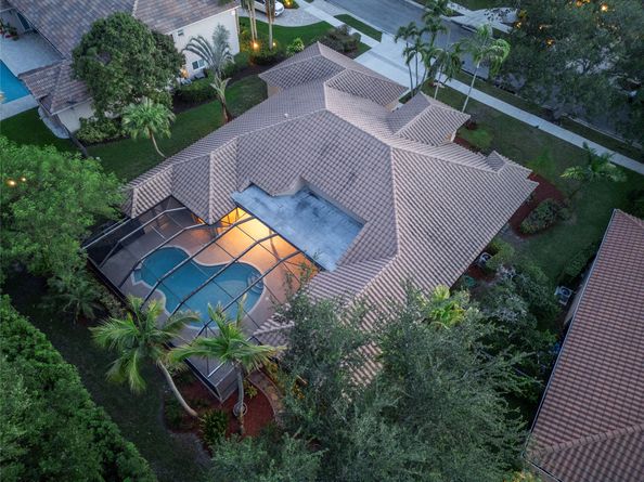 1280 Manor Ct, Weston FL 33326