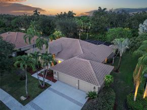 1280 Manor Ct, Weston FL 33326