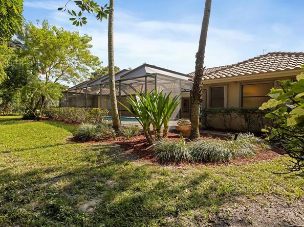 1280 Manor Ct, Weston FL 33326