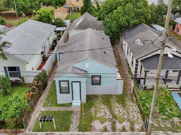 536 18th St, West Palm Beach FL 33407