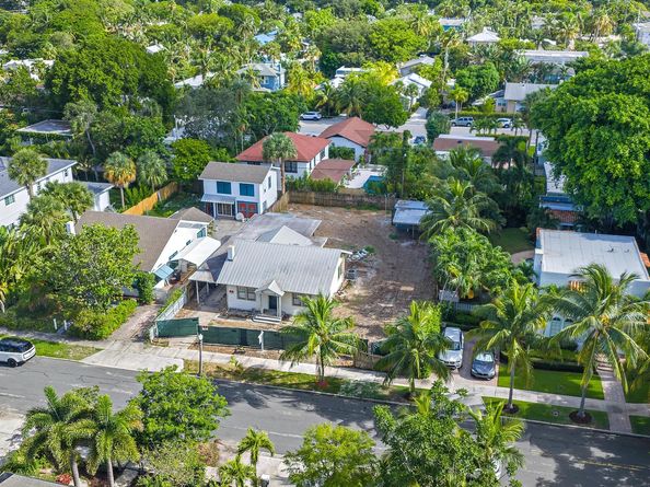 707 Kanuga Drive, West Palm Beach FL 33401