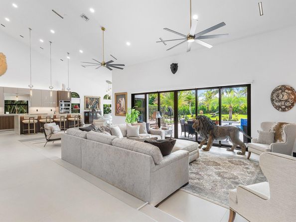 5950 NW 4th Avenue, Boca Raton FL 33487