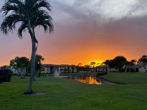 818 Sky Pine Way E2, Greenacres FL 33415