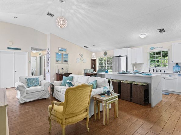 292 Sherwood Forest Drive, Delray Beach FL 33445