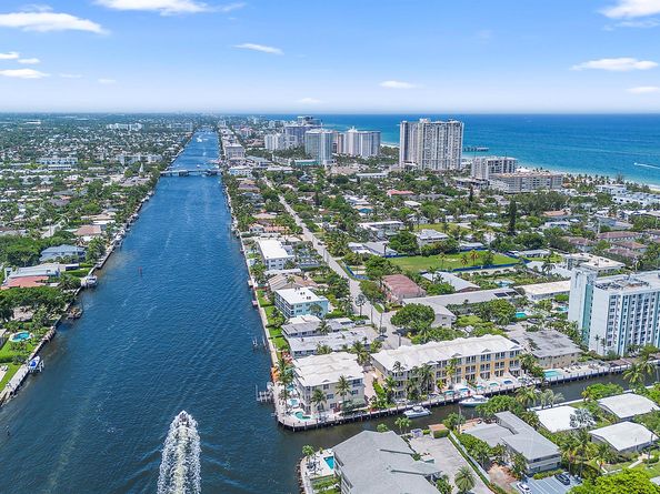 1200 Hibiscus Avenue 401, Pompano Beach FL 33062