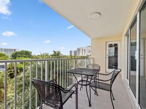 1200 Hibiscus Avenue 401, Pompano Beach FL 33062