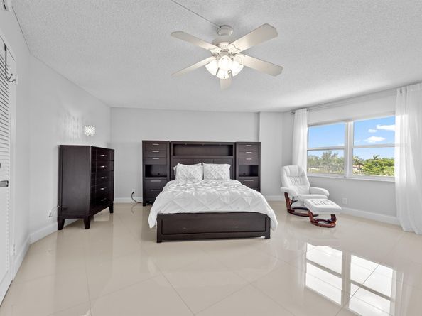 1200 Hibiscus Avenue 401, Pompano Beach FL 33062