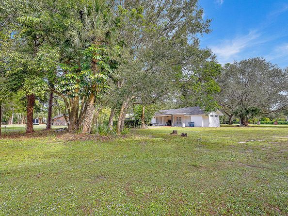 8267 Nashua Drive, Palm Beach Gardens FL 33418