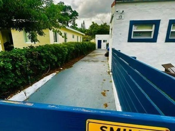 55 NW 47th St, Miami FL 33127
