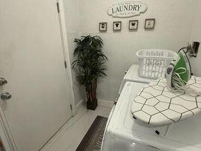 55 NW 47th St, Miami FL 33127