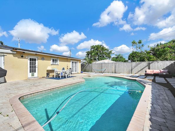 2171 SW 36th Ter, Fort Lauderdale FL 33312
