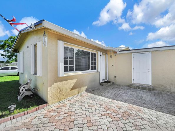2171 SW 36th Ter, Fort Lauderdale FL 33312