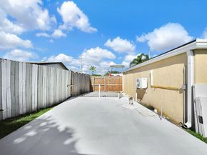 2171 SW 36th Ter, Fort Lauderdale FL 33312