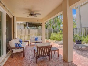 317 E Garden Cove Circle, Davie FL 33325