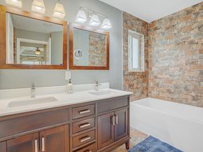317 E Garden Cove Circle, Davie FL 33325