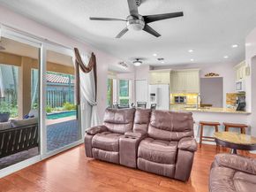 317 E Garden Cove Circle, Davie FL 33325