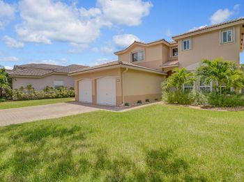 317 E Garden Cove Circle