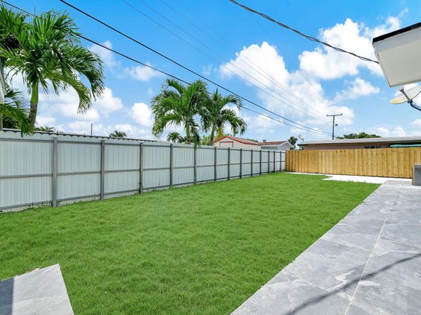 4040 SW 108th Avenue, Miami FL 33165