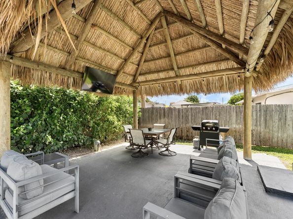 1407 Ontario Dr, Lake Worth FL 33461