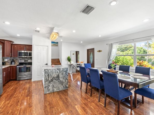 1407 Ontario Dr, Lake Worth FL 33461