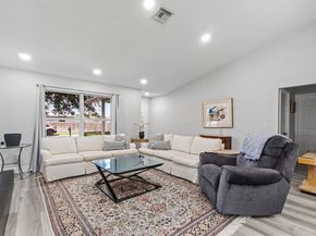 981 Wynndale Way, Lantana FL 33462