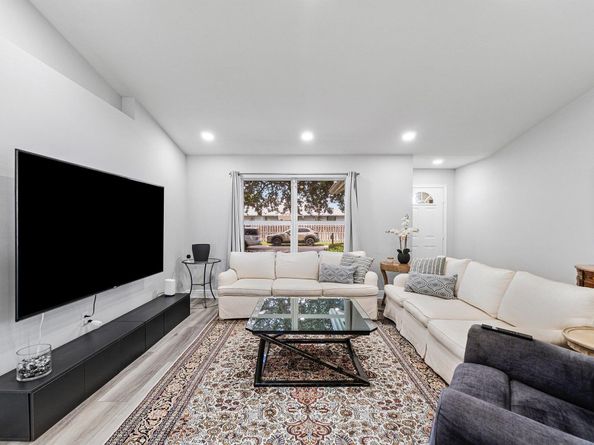 981 Wynndale Way, Lantana FL 33462