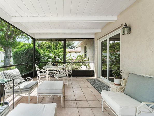 981 Wynndale Way, Lantana FL 33462