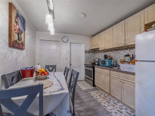 1910 SW 63rd Ter, North Lauderdale FL 33068