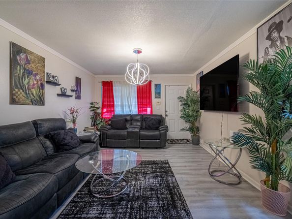 1910 SW 63rd Ter, North Lauderdale FL 33068