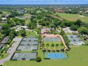 2990 Twin Oaks Way, Wellington FL 33414