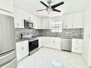 22335 Boulder St, Boca Raton FL 33428