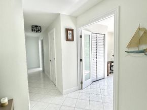 22335 Boulder St, Boca Raton FL 33428