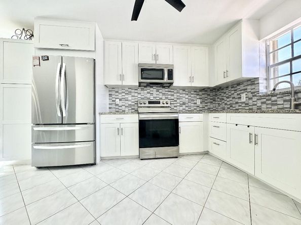 22335 Boulder St, Boca Raton FL 33428