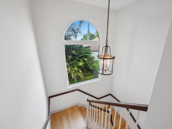 2753 W Stonebrook Cir, Davie FL 33330