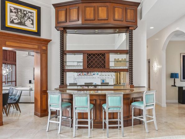 2753 W Stonebrook Cir, Davie FL 33330