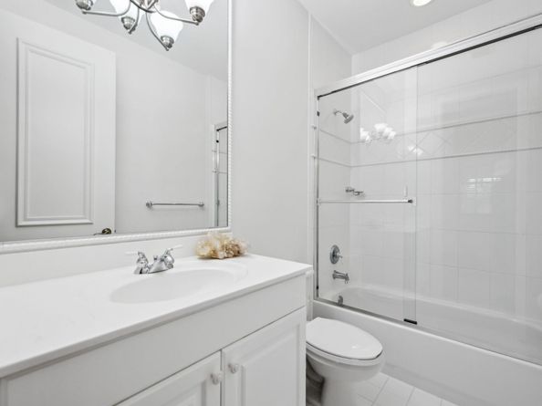 2753 W Stonebrook Cir, Davie FL 33330