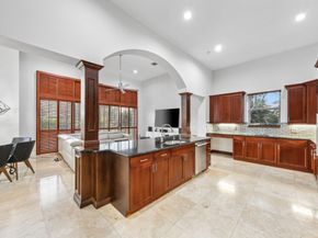 2753 W Stonebrook Cir, Davie FL 33330