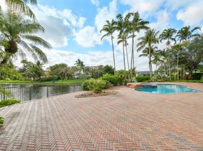 2753 W Stonebrook Cir, Davie FL 33330