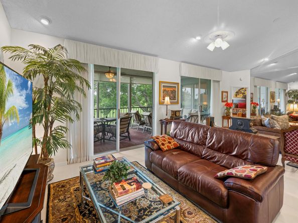 11602 Briarwood Circle 4, Boynton Beach FL 33437