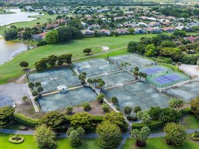 11602 Briarwood Circle 4, Boynton Beach FL 33437