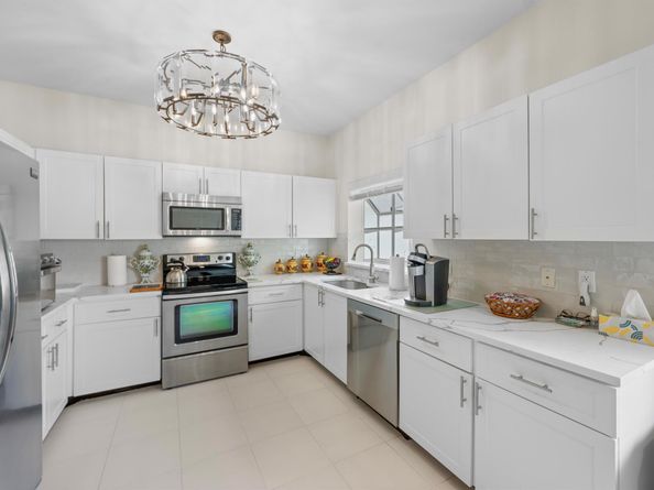 11602 Briarwood Circle 4, Boynton Beach FL 33437