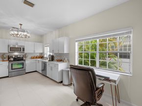 11602 Briarwood Circle 4, Boynton Beach FL 33437