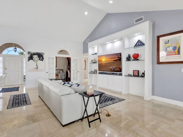 2354 Saratoga Bay Drive, West Palm Beach FL 33409