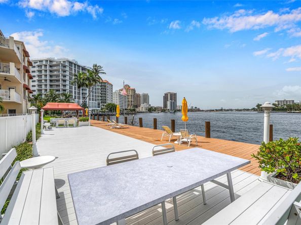 341 N Birch Rd 204, Fort Lauderdale FL 33304