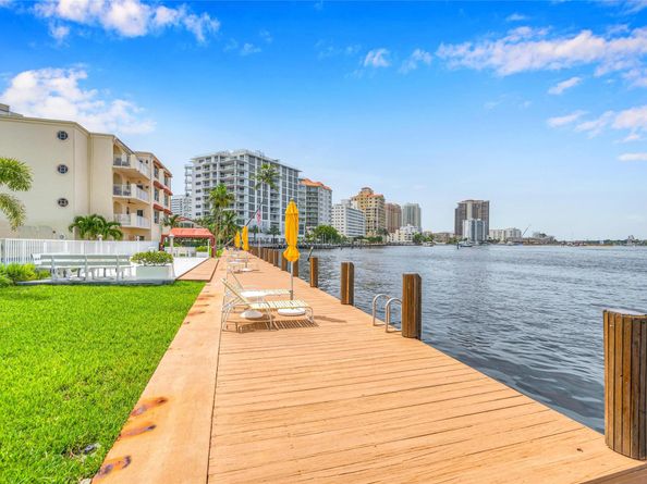 341 N Birch Rd 204, Fort Lauderdale FL 33304