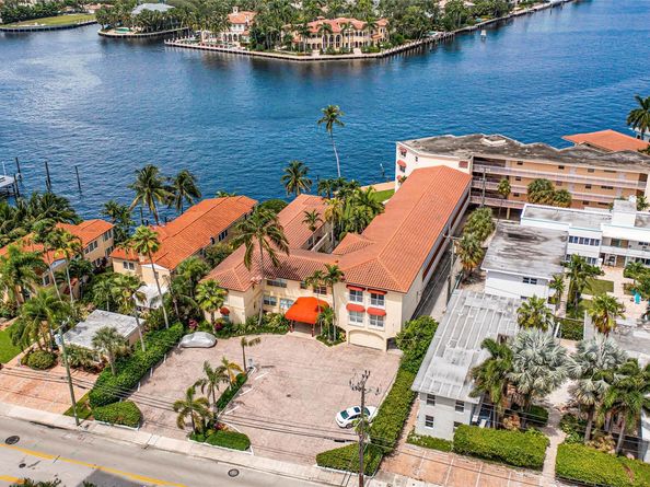 341 N Birch Rd 204, Fort Lauderdale FL 33304