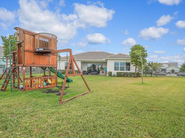 5975 Kingfisher Boulevard, Westlake FL 33470